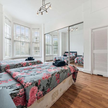 Cozy Wimbledon Apartment London Exteriör bild